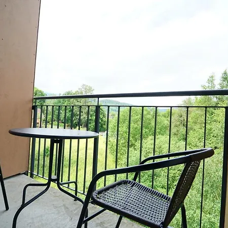 Everysky - Konopnickiej 11 カルパッチ