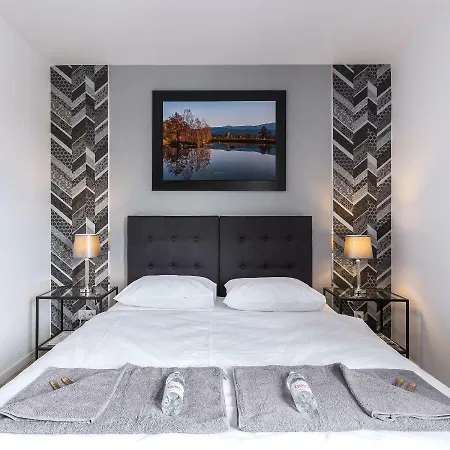 Everysky - Konopnickiej 11 アパート *