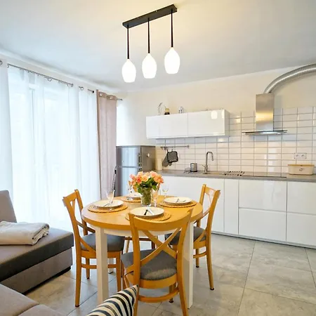 Everysky - Konopnickiej 11 Apartament *