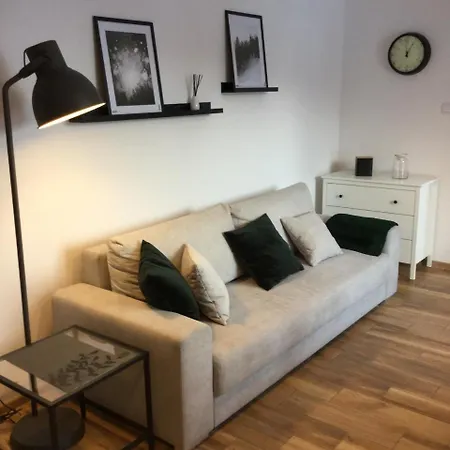 Everysky - Konopnickiej 11 *