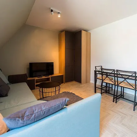 Everysky - Konopnickiej 11