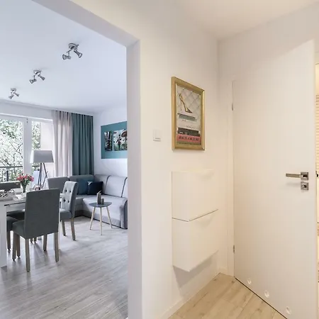 Everysky - Konopnickiej 11 *