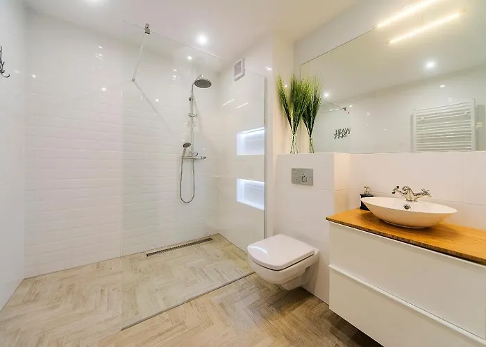 Everysky - Konopnickiej 11 *